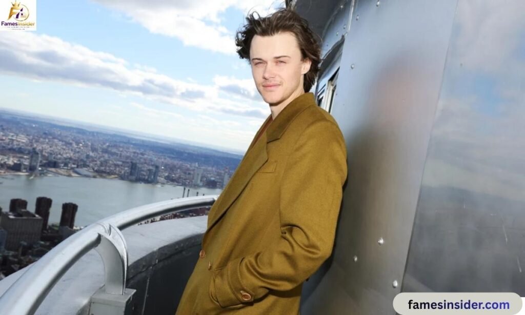 christopher-briney-net-worth